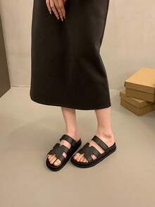 Sandalias planas casuales de unicolor para damas,plantilla con plataforma recortada inspiradas en el lujo - Negro - Ver 3