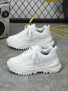 百搭白色男士运动鞋，时尚坡跟休闲鞋，适合度假、节日、送礼、街头穿搭，低帮厚底运动鞋，学生休闲运动鞋，非常适合搭配休闲牛仔裤，打造运动休闲风格 - 白色 - 查看 3