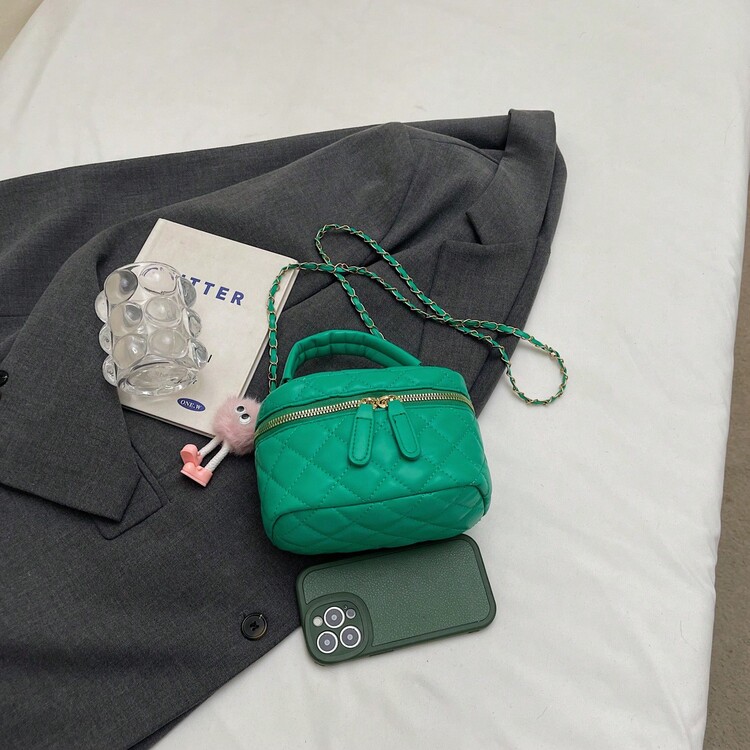 Women Shoulder Bags - Red - View 3