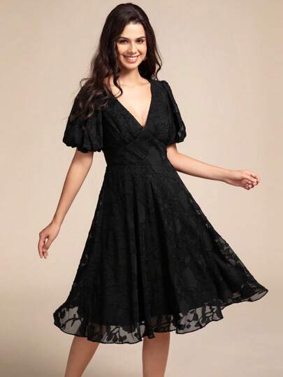 EVERPRETTY Elegant Embroidered V-Neck High Waist Lantern Sleeve Ball Gown