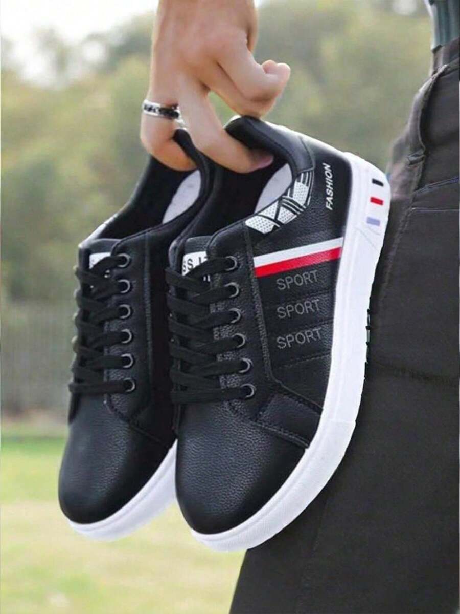 Zapatos deportivos ligeros para hombre Zapatos de tabla con cordones resistentes al desgaste Diseño de moda antideslizante Zapatos casuales para correr Se puede utilizar en varios escenarios Tres colores disponibles - Negro - Ver 1