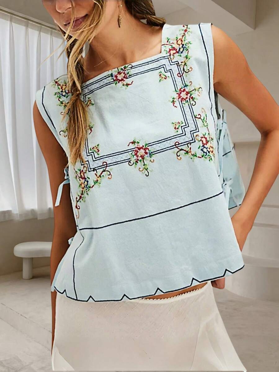 Women's Side Tie Up Vest Vintage Floral Embroidered Tank Tops Y2k Boho Graphic Sleeveless Square Neck Lace Up Shirt Crop Tops Summer Loose Fit Cute Flower Going Out Tops Beach Vacation Streetwear - 藍色 - 查看 1