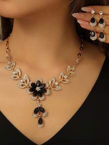 3pcs Women Necklace Earrings Set - Beautiful Flower Design With Rhinestones, Black Water Drop Flower Tassel Necklace, Elegant Delicate Choker, Shiny Party Gift