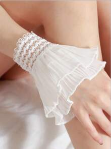 1双女式蕾丝镂空假袖口 - 查看 2