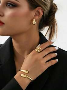 1 Set Minimalist Metallic Geometric Teardrop Shape Shiny Bracelet, Ring, Earrings Set, Suitable For Women Everyday, Party, Date Outfit Accessories