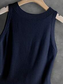 French Retro Elegant Solid Color Sleeveless Knit Camisole Top For Women, Spring/Summer/Autumn - Navy Blue - View 4