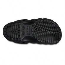 Crocs Classic Lined Overpuff Clog - Black - View 3