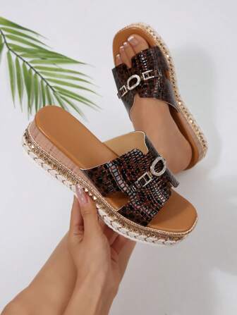New Fashionable Animal Texture One-Buckle Chain Strap Beach Sandals, Women's Square Toe Platform Rivet-Embellished Composite Sole, Outdoor Summer