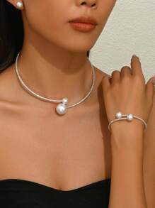 Set de joyería de 4 piezas para mujer, incluye collar, pulsera y aretes, de estilo minimalista con perlas y metal plateado, de moda y versátil