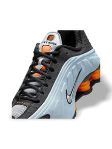 女士运动鞋经典合成纺织鞋面响应式 Nike Shox 缓震透气跑步休闲鞋 AR3565-401 - 藍色/亮橙色/黑色/金屬銀色 - 查看 6