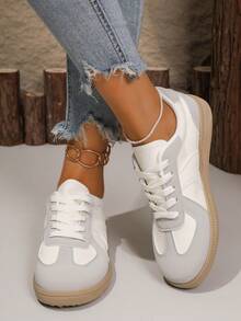 Damen Frühling/Herbst neue wasserdichte rutschfeste Lässig Rund Zeh Sneaker Flach Bequem Vielseitig Kleine Weiße Schuhe Farbblock Sportlich Lässig Schuhe Retro Modisch Trainer Geeignet für alle Jahreszeiten
