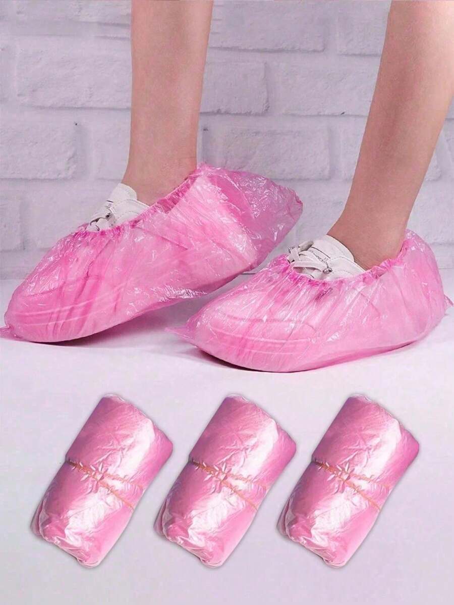 100 pièces Couvre-chaussures en plastique jetables, couvre-chaussures jetables antidérapants, couvre-chaussures de pluie imperméables, couvre-chaussures de protection pour bottes de travail, tapis, convenant pour l'intérieur, le bureau, les jours de pluie, les écoles, les bureaux, la maison et les voyages