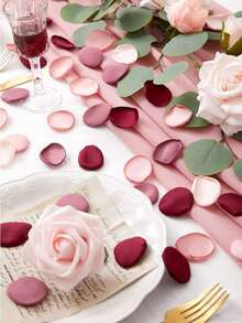 50/100/500pcs Silk Rose Petals, Satin Fabric Wedding Aisle Decorations For Cake Table/Flower Girl Basket/Bridal Shower, Romantic Bedding Scatter Flowers (4cm Bowl Shape, Burgundy Cream Mix)