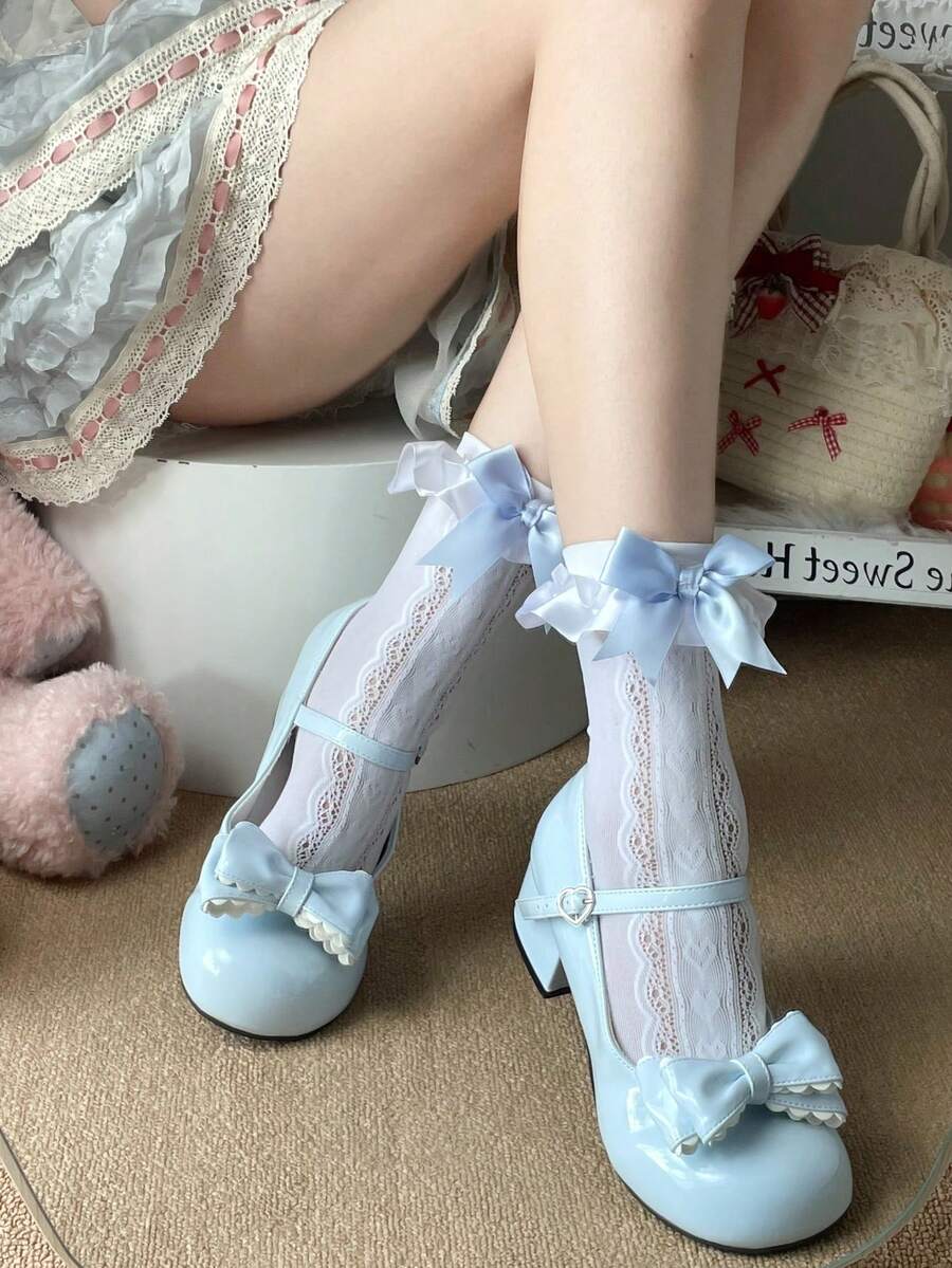 1双女士白色洛丽塔风格缎面荷叶边蝴蝶结镂空爱心中筒袜 - 白色 - 查看 1