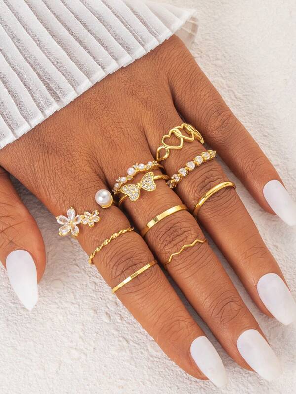1/5/9pcs Fashion Charming Minimalist Copper Electroplated 18K Gold Zirconia Crystal Heart, Flower, Bow-Knot, Hollow Heart Geometric Ring Set, Women's Stacking Rings, Knuckle Rings, Midi Rings, Gifts For Friends