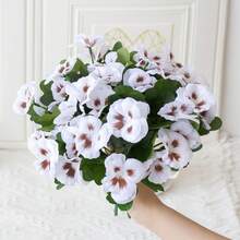 6 buc flori artificiale de panseluță rezistente la UV pentru decor exterior - Flori galbene vibrante, roșii și albe pentru decorarea verandei, terasei și jardinierelor. Decorați camera de zi, dormitorul și balconul cu flori artificiale. Decorațiune de grădină, jardinieră vintage cu roți. Flori artificiale rezistente la UV pentru decorarea exteriorului. - Multicolor - Vizualizare 17