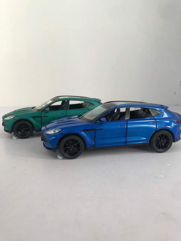 ESCBBXX 1pc Zinc Alloy Pressure Cast Die-Cast Sports Car Model Toy, 6.2inch Length X 2.56inch Width X 2.17inch Height, Realistic Sports Car Model Toy With Openable Doors/Trunk, Rolling Tires, Sound Effects And Lights, Suitable For Boys, Children Collection, Display, Model Toys, Holiday Gift
