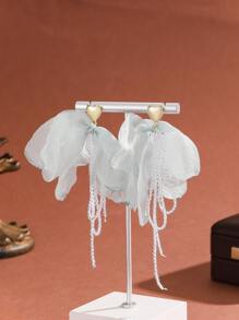 1 paire de boucles d'oreilles style vacances fleuries pour femmes, boucles d'oreilles élégantes à pompons en fleurs de mousseline de soie et cristal, parfait pour les voyages et les vacances