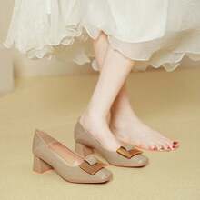 New Arrival: Red Wedding Shoes With Mid Heel, Patent Leather Square-Toe Shallow Cut Pumps - Black - View 3