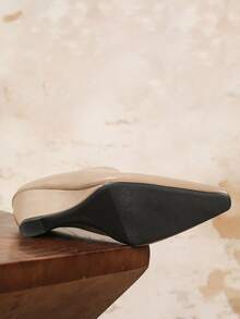 女士时尚韩版方头坡跟一脚蹬穆勒鞋，手工褶皱百搭休闲乐福鞋高跟鞋 - 卡其色 - 查看 7