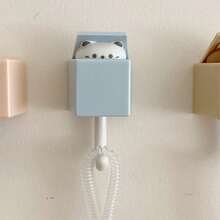 1个/4个/6个装 新款可爱卡通猫咪挂钩，强力粘胶，不伤衣物，创意十足，高品质可伸缩挂钩，是情人节及情人节礼物、情人节装饰的理想之选。创意粘猫挂钩适用于外套、毛巾、围巾、浴袍、包包、钥匙等，承重高达2.4公斤，可用于卧室、客厅、厨房、浴室等场所的装饰。