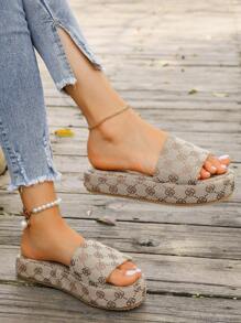 Women's Fashion Outdoor Strap Thickened Sole Anti-Skid Lightweight Embroidered Slide Sandals