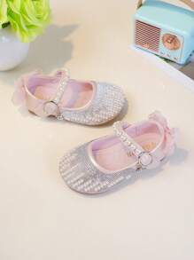 1双儿童时尚舒适平底珍珠装饰鞋