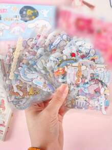 Sanrio 100 Adesivos Transparentes e À Prova d'Água Únicos, Conjunto de Caixa de Presente de Adesivos, Kuromi, Adesivos Criativos para Caderno em Caixa de Caderno, Escolha Perfeita para Presente, Meninos e Meninas, My Melody, Conjunto de Adesivos, Desenho Animado Fofo, Presente de Aniversário para Crianças, Presente para Meninas, Temporada de Volta às Aulas (A Aparência e o Padrão de Algumas Caixas de Presente são Aleatórios) Presente de Halloween, Presente de Natal