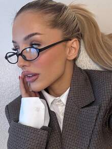 1副女士黑色椭圆形PC镜框小号INS复古风素面眼镜，适合日常佩戴 - 黑色 - 查看 3