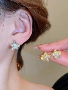 Khuyên tai hình ngôi sao đính đá lấp lánh đang thịnh hành, khuyên tai sang trọng tối giản độc đáo, khuyên tai thời trang đa năng. - bạc - Xem 4