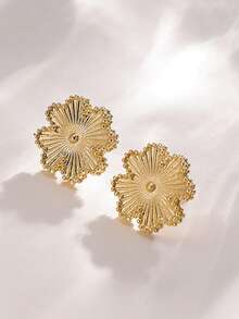 1 Pair Fashionable Heart & Four-Leaf Clover Design Earrings For Women - Split Four Leaf Clover Earrings - View 3