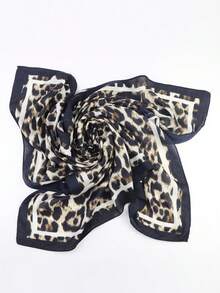 1 件 130*130 厘米豹纹围巾/披肩，女士时尚豹纹和黑色边框流苏方形围巾，奢华纹理面料，适合日常穿着 - 黑色 - 查看 4