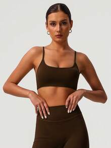 Sodalemon 女士纯色加厚运动文胸和瑜伽紧身裤两件套，简约设计，适合夏季健身训练。 - 棕色 - 查看 6