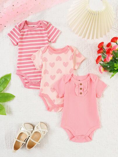 0-9 Neugeborenen Kleidung 3 Stück Baumwolle Liebe Muster Rundhals Kurzarm einfarbig bedrucktes Muster Mädchen Baby Jumpsuit Gewirke Stoff Dreieck Haarspange Outdoor Mode Kleidung Süßer Prinzessin Stil