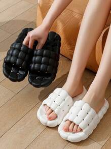 Fashionable & Personalized Slip-Resistant Bathroom Slippers For Women, New 2025 Summer Indoor Home Anti-Odor Shower Sandals, Ladies Strap Outdoor Beach Slippers