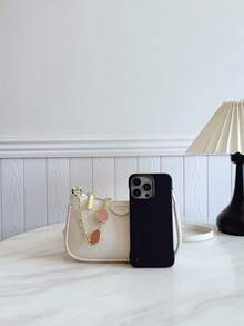 新款时尚经典小丑纯色PU防水面料单肩法棍包，草莓金属链条装饰腋下包，优雅手提包，商务通勤包，适合旅行、购物、派对、节日庆典 - 白色 - 查看 6