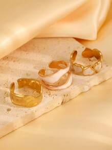 The Three Pieces Set Of Fashionable Stainless Steel Asymmetrical Oil Ring Is Designed With A Sense Of Individuality And Is Suitable For Women To Wear On A Daily Basis