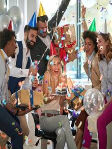 6 szt./10 szt. Kolorowe czapki na przyjęcie urodzinowe, czapki stożkowe dla dorosłych, metaliczne nakrycia głowy w kształcie stożka, czapki na przyjęcie urodzinowe dla dorosłych, zestaw hurtowy w 6 kolorach (metaliczny niebieski/zielony/złoty/srebrny/gorący róż/czerwony) - Wielokolorowe - Zobacz 8