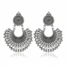 Nouvelles boucles d'oreilles bohémiennes à pompons pour femmes