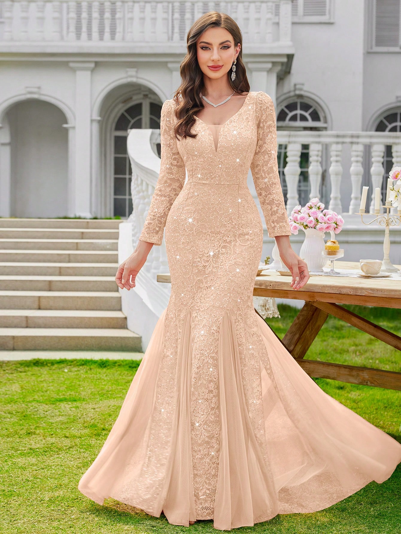 MIUSOL فستان مسائي ذو رقبة عميقة على شكل V مطرز با...