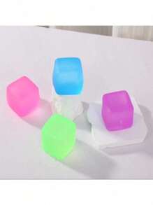 1/2/3/4 piezas Cubos blandos cuadrados con elevación lenta de azúcar de malta como pelotas anti-estrés para adultos, juguetes de fidget suaves para relajarse y tranquilizarse - con forma cuadrada rellena