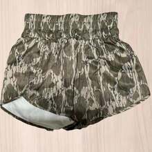 Women's Camo Cargo Shorts,Slim Fit Camouflage Cargo Shorts - CK1 - View 1