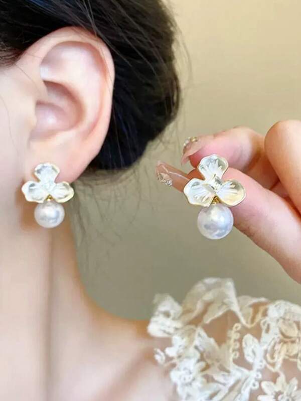Fashionable, Elegant, Floral Stud Earrings, Delicate Faux Pearl Design, Simple Chic Earrings Suitable For Women's Daily And Holiday Wear