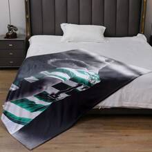 Keltisch-Fußballverein Spieler Heldenpose Themen Flanell Decke - Extra große gemütliche ganzjährige Polyester Wurfdecke für Bett und Sofa, modernes geometrisches Muster, Digitaldruck, maschinenwaschbar, geeignet für Reisen, Camping und Schlafen, einzigartiges Feriengeschenk