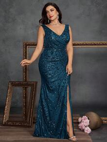 Elisanya Plus Size Elegant High-Quality Stretch Beaded Fitted Luxurious Personalized V-Neck Slit Long Dress, Formal For Wedding, Banquet, Party, Prom, Mother Of The Bride Formal Gown (Heavy Bead Embellished)
