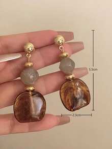 1 Pair Women Retro Polyresin Long Earrings, Elegant Casual/Resort Earrings For Party, Cocktail Eardrops - Earrings - View 5