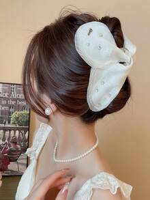 1pc Glamorous Butterfly Clip With Sparkling Rhinestones, Sheer Mesh Decor, High-End Elegant Hair Accessory For Casual, Party, Work, Vacation, Suitable For Various Outfits Summer, Claw Clip Fall Winter Hair Clip Hair Accessories For Women Bows