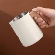 1Pc Upgraded Anti-Scalding Wood Grain Handle Coffee Milk Frothing Pitcher Jug, 304 Stainless Steel, With Accurate Inner Scale, Eagle-Mouth Precise Control Of Milk Froth Flow Rate, Suitable For Beginners To Make Milk Froth, Professional Coffee Milk Froth Cup, Easy To Clean, Professional Grade Trowel Experience, Creating Dense Milk Froth, Office And Home Coffee Utensil 350/580ml Back To School - Multicolor - View 5