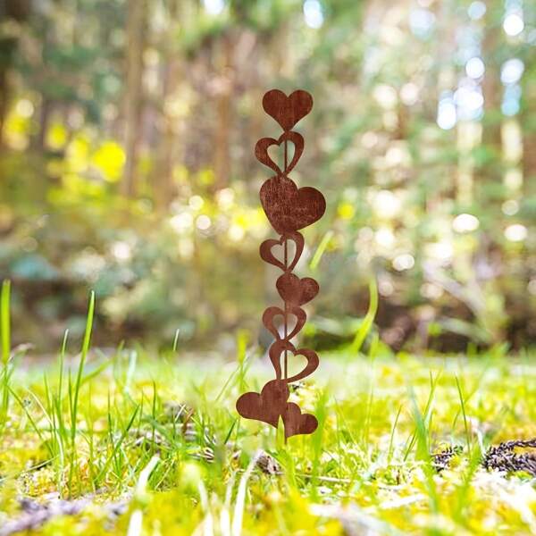 1pc Rustic Heart Shaped Garden Decor - Iron Metal Outdoor Decoration, Floral Pattern, Freestanding Floor Art, Suitable For Decorating Courtyard, Garden, Potted Plants And More Scenarios, Holiday Atmosphere Decoration
