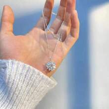1pc Blue Rhinestone Snowflake Necklace, Delicate, Feminine, Elegant Design For Everyday Wear For Women/Girls